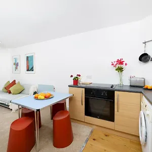 https://central-hackney-apartment.brighton-hotels-england.com