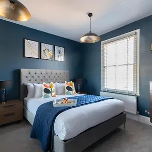 Apartment Elliot Oliver - Laverham House - Stunning 6 Bedroom Regency House With Parking, Cheltenham