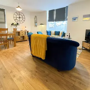 https://the-old-post-office-yo21-1ep.yorkshirehotels.net
