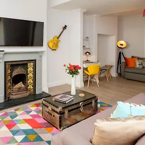 https://regency-square-house.brighton-hotels-england.com